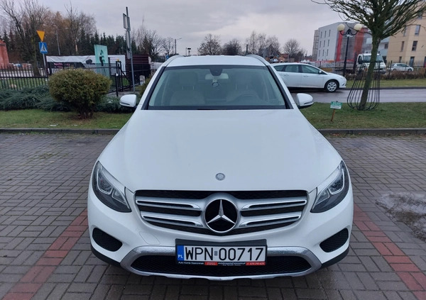 Mercedes-Benz GLC cena 129999 przebieg: 117000, rok produkcji 2016 z Płońsk małe 379